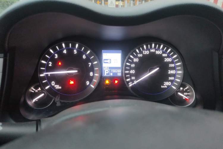 Used Infiniti Q70 2013 Q70L 2.5L Comfort Edition Instrument Cluster