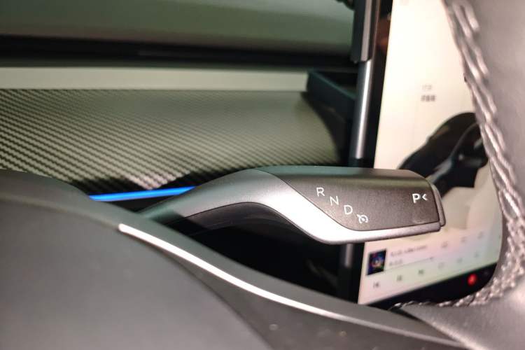 Used Tesla Model Y 2024 Rear-Wheel-Drive Version