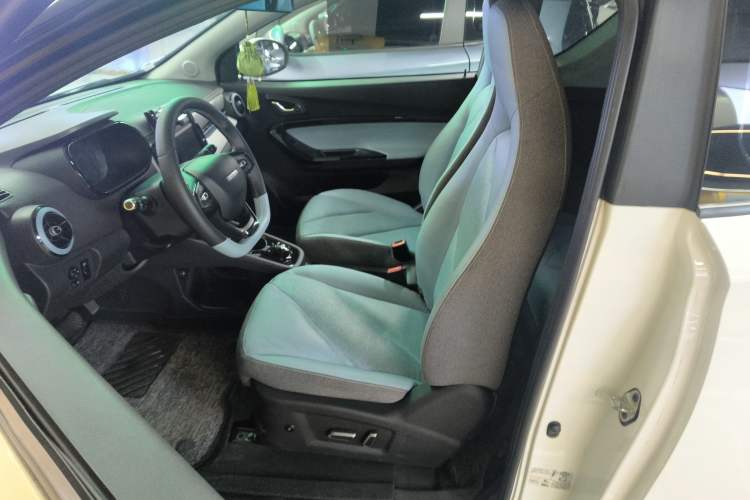 Used Chery New Energy Little Ant 2022 Sweet Pink Edition Full-Sugar Version 3-Cell Lithium 30kW 301km