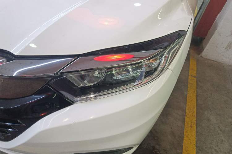 Used Honda Vezel 2020 1.5L CVT Elite Edition
