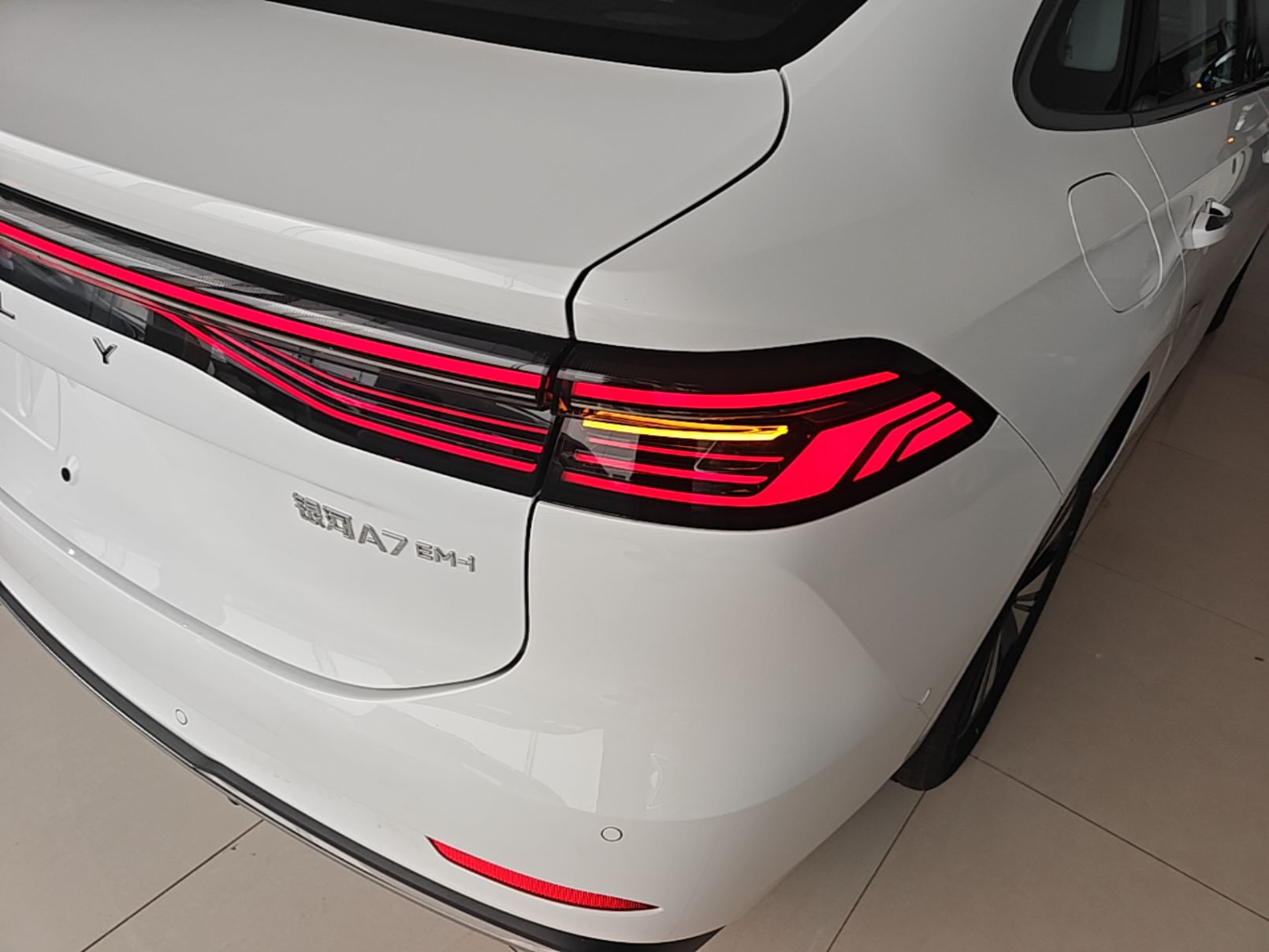 Geely Galaxy A7 2025 Model EM-i 150km Long-Distance Edition — снимка 9