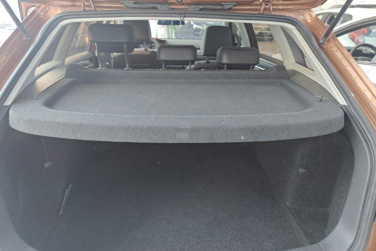 Used Volkswagen C-TREK 2017 1.6L Automatic Comfort Model
