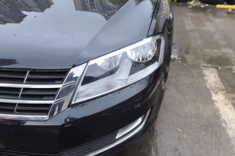 Used Volkswagen Lavida 2013 Restyled Classic 1.6L Manual Comfort Edition Left Front Headlight