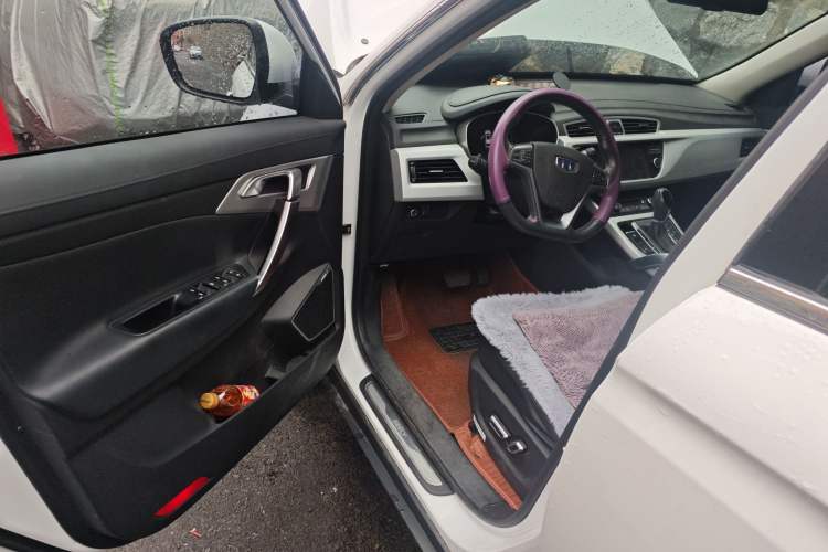 Used Geely Auto Emgrand X7 Sport 2016 1.8TD Automatic ZhiZun Version