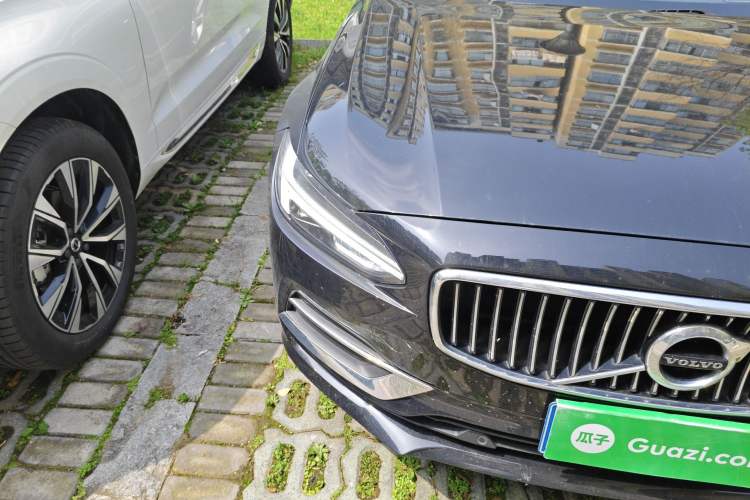 Used Volvo S90 2019 T5 Zhiyuan Edition Right Front Headlight