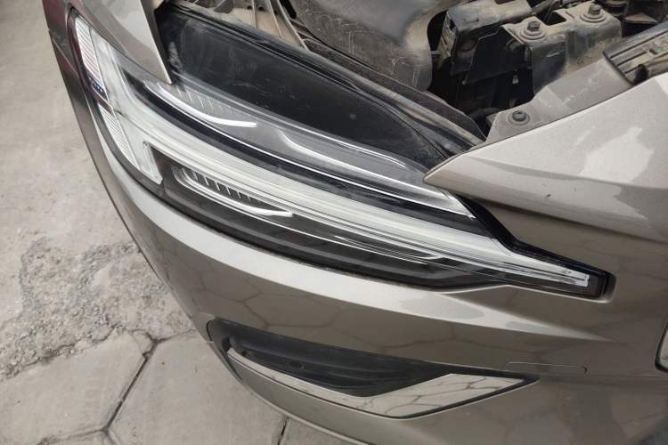 Used Volvo S60 2022 B4 Zhiyi Luxury Edition