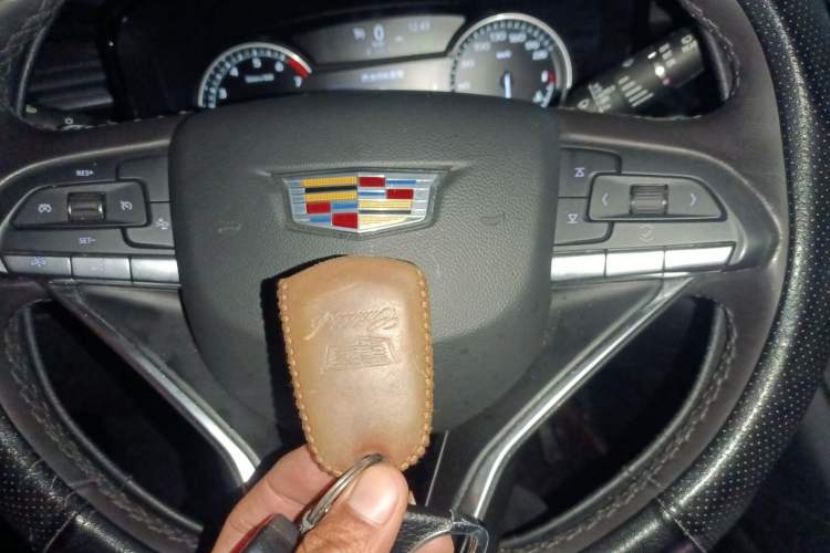 Used Cadillac XT6 2021 2.0T 6-Seater Two-Wheel Drive Luxury Version