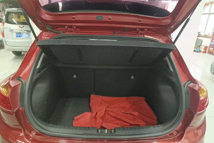 Used Hyundai Verna RV 2017 1.4L Automatic Cool Edition GLS China VI Standard Trunk