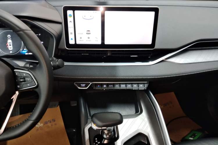 Used Geely Auto Preface 2023 2.0TD Luxury Version
