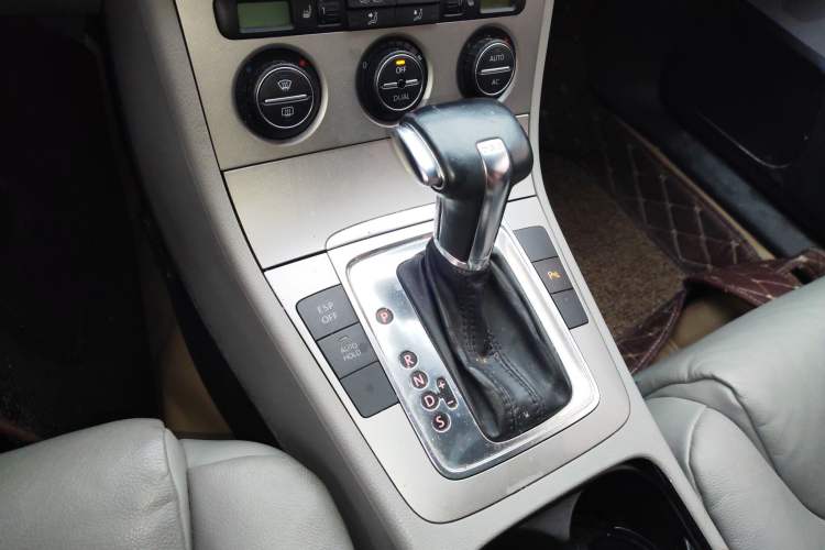 Used Volkswagen Magotan 2009 1.8 TSI DSG Comfort Edition