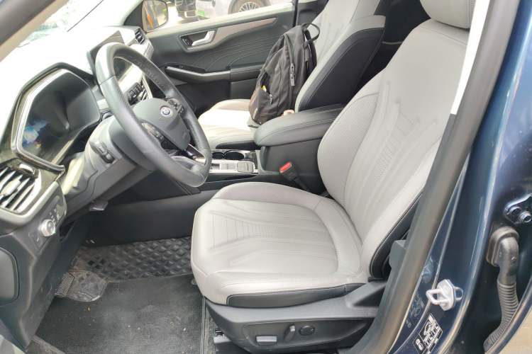 Used Ford Escape 2020 EcoBoost 245 Two-Wheel Drive Smart & Enjoyment Model Left Front Seat