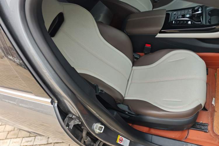 Used BYD Qin PLUS 2024 HONOR Edition DM-i 55KM Leading Model