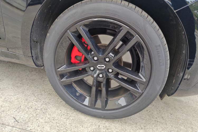 Used Hima AITO M5 2024 Extended-Range Max RS Four-Wheel Drive Advanced Intelligent Driving Version Right Front Wheel Hub