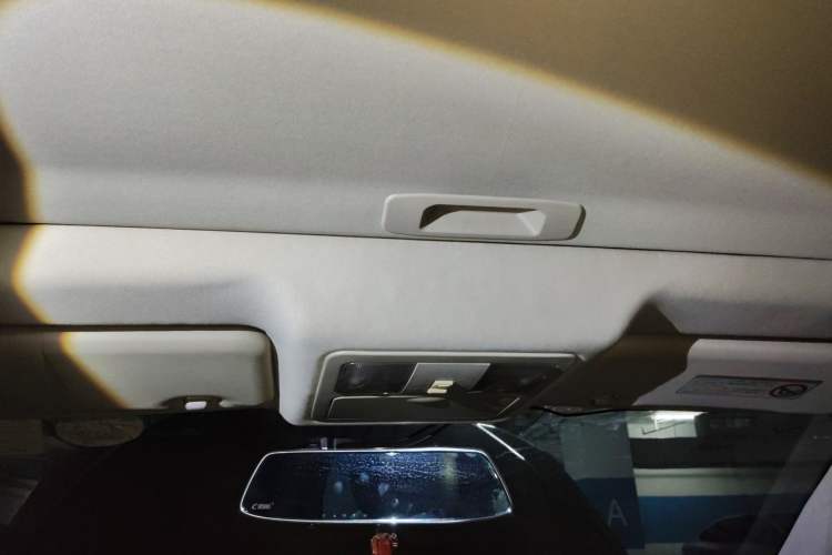 Used Dongfeng Aeolus A60 2012 1.6L Automatic Prestige Model