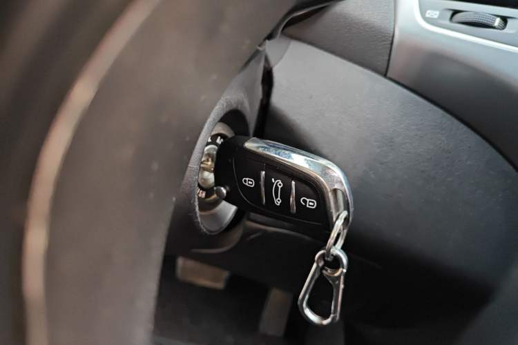 Used Hyundai Elantra (5th Generation / Langdong) 2016 1.6L Automatic Smart Version Vehicle Key