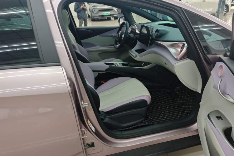 Used BYD Dolphin 2021 405 km Fashion Edition