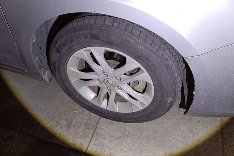 Used CHANGAN Raeton 2013 1.8T Automatic Elite Model China IV Standard Right Front Wheel Hub