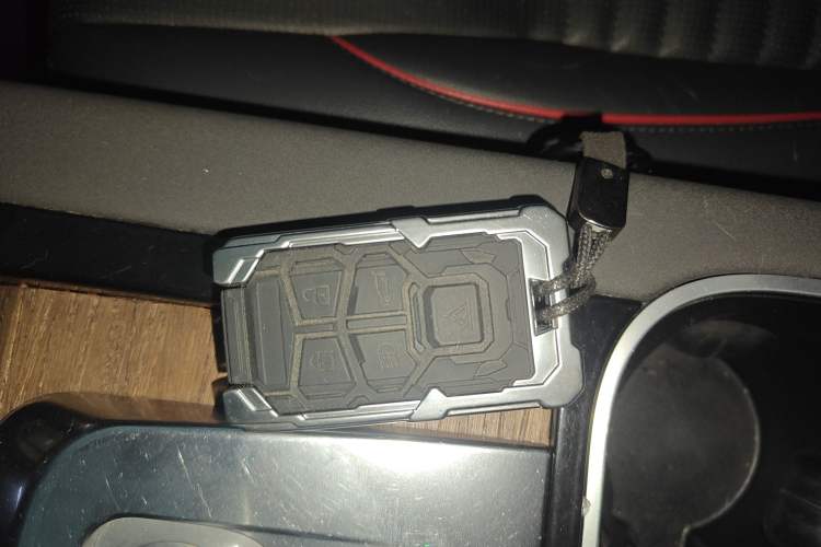 Used Land Rover Discovery Sport 2020 249 PS R-Dynamic Performance Edition
