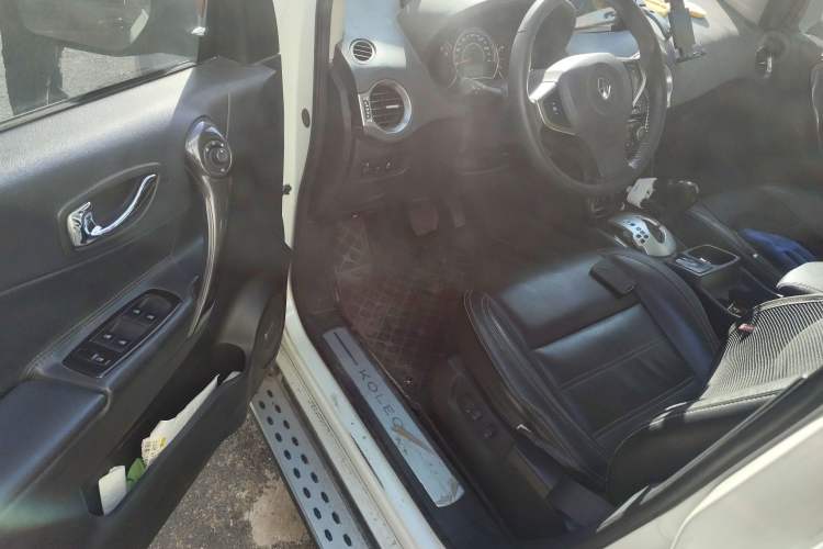 Used Renault Koleos 2013 2.5L Four-Wheel Drive Luxury Edition
