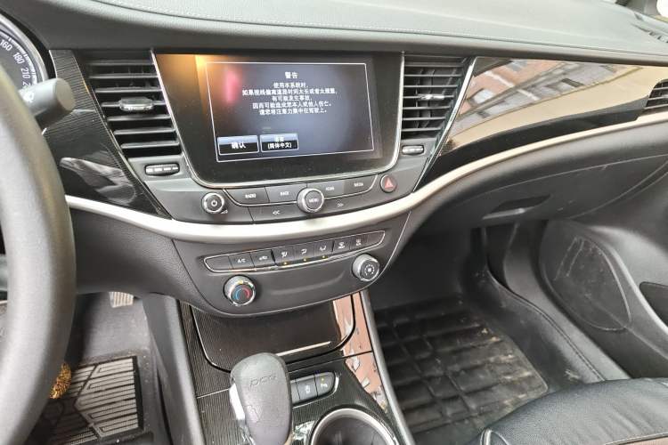 Used Buick Verano 2015 Sedan 20T Dual-Clutch Leading Model
