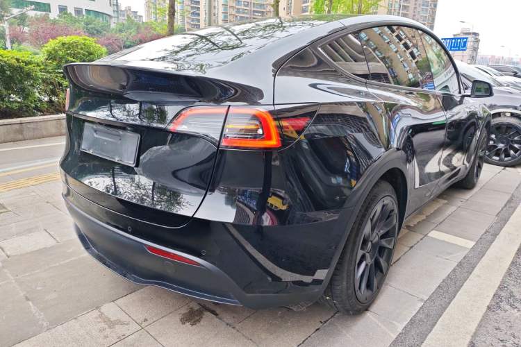 Used Tesla Model Y 2021 Standard Range Rear-Wheel Drive Version