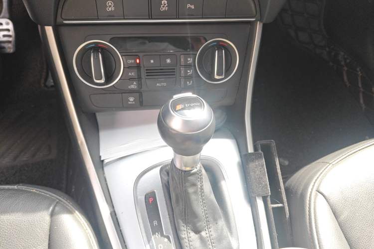 Used Audi Q3 2016 30 TFSI Fashion Model
