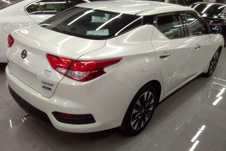 Used Nissan Lannia 2016 1.6L CVT Smart Cool Edition Rear Right 45 Deg