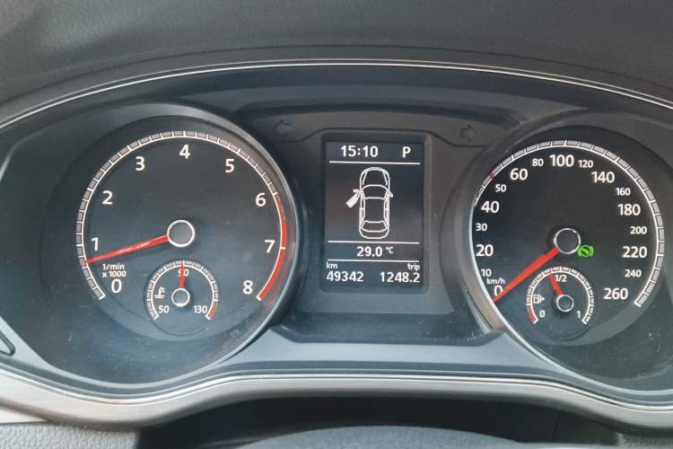 Used Volkswagen Passat 2017 330TSI DSG Luxury Edition
