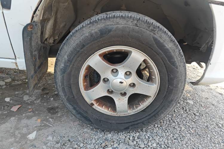 Used JMC Baodian 2015 2.8T New Fashion Diesel Two-Wheel Drive Comfort Edition JX493ZLQ4C
