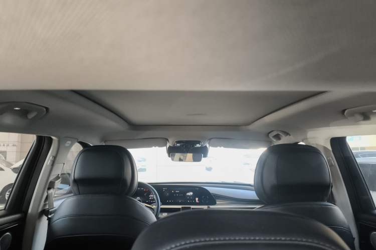 Used EXEED Stellar 2023 400T Two-Wheel Drive Comfort Edition