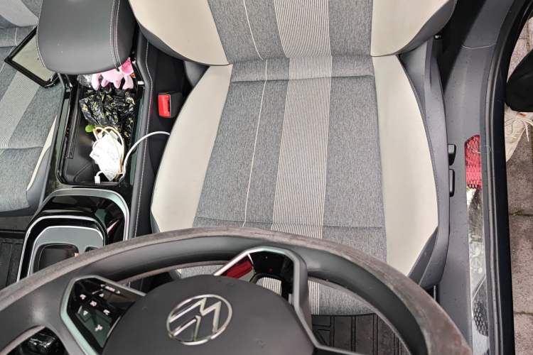 Used Volkswagen ID.4 CROZZ 2022 Pure Edition Limited Edition Left Front Seat