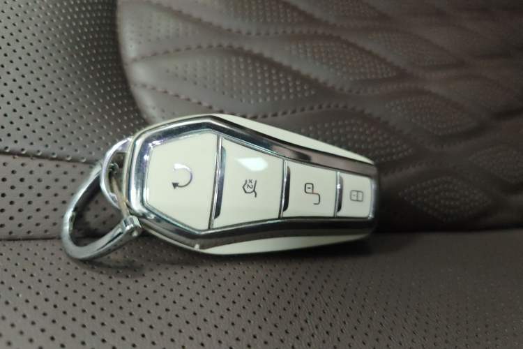 Used BYD Han 2023 DM-i Champion Edition 121KM Prestige Model