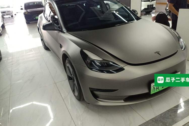 Used Tesla Model 3 2022 Rear-Wheel-Drive Version Front Right 45 Deg