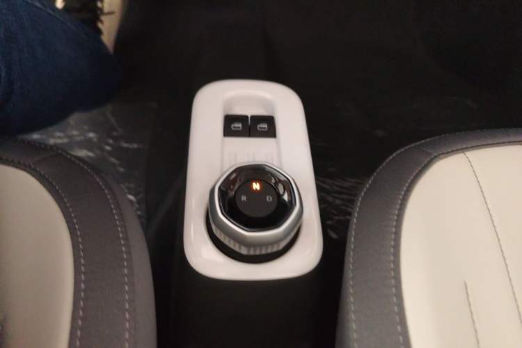 Used Livan Blue Balloon 2025 Model Dynamic Version