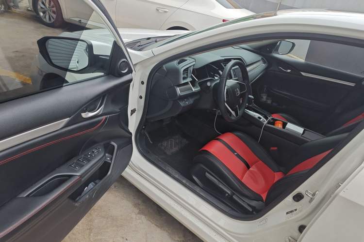 Used Honda Civic 2019 220TURBO CVT Dynamic Edition China VI
