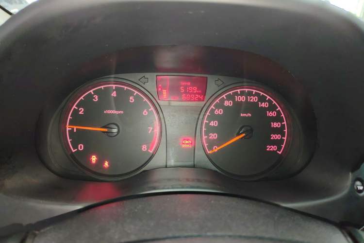 Used Hyundai Verna (older generation) 2014 1.4L Manual Smart GLS Trim Instrument Cluster