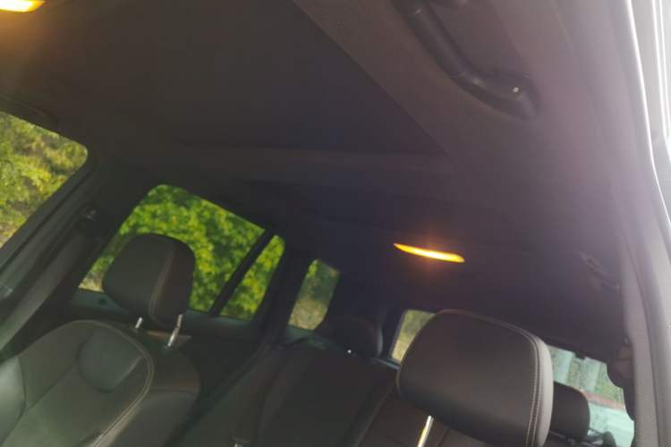 Used Mercedes-Benz GLK-Class 2015 GLK 260 4MATIC Fashion Edition Ultimate Version Headliner