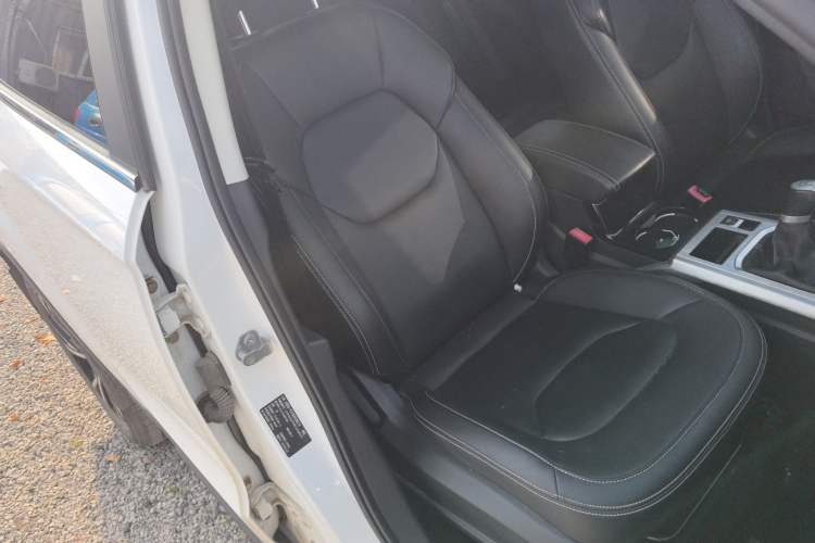 Used Bestune X40 2019 1.6L Manual Luxury Edition China VI