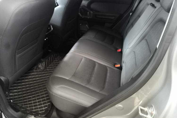 Used JETOUR Traveler 2023 2.0T All-Wheel-Drive CrossPRO