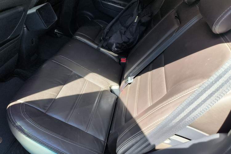 Used Renault Koleos 2013 2.5L Two-Wheel Drive Comfort Edition Left Rear Seat