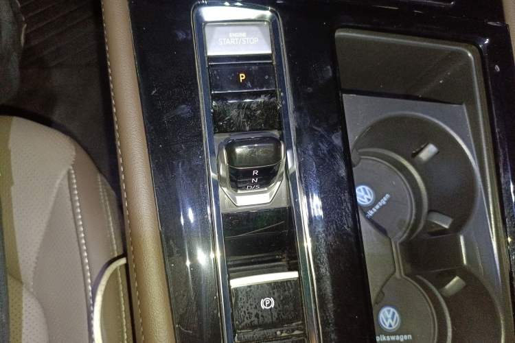 Used Volkswagen Viloran 2023 Revised Version 380TSI Luxury Edition Gear Lever