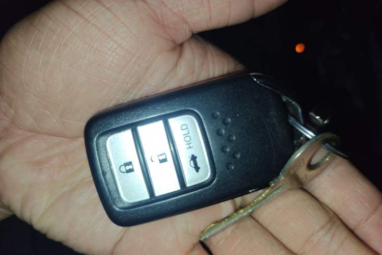 Used Honda Accord 2018 230TURBO Comfort Edition China VI Emission Standard Vehicle Key