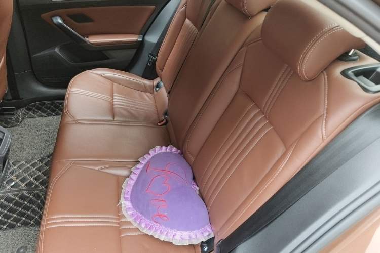 Used Volkswagen Lamando 2015 230TSI DSG Fashion Edition