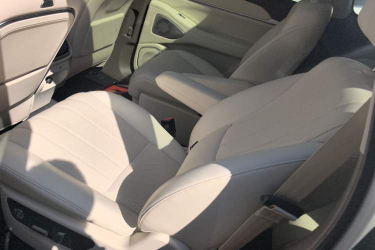 Used Wey Lanshan 2025 Four-Wheel Drive Max