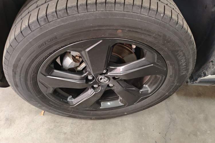 Used Toyota RAV4 2022 2.0L CVT 4x4 Fashion Edition
