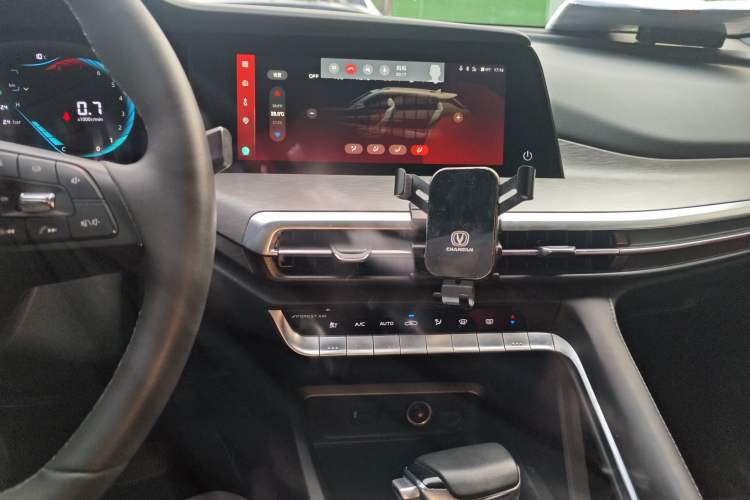 Used CHANGAN CS35PLUS 2022 Blue Whale NE 1.4T DCT Luxury Model Audio And AC Panel