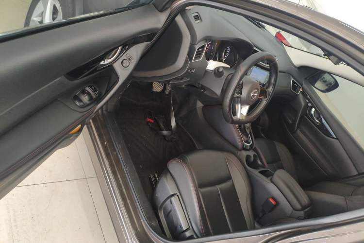 Used Nissan Qashqai 2023 Classic 2.0L CVT XV Comfort Edition
