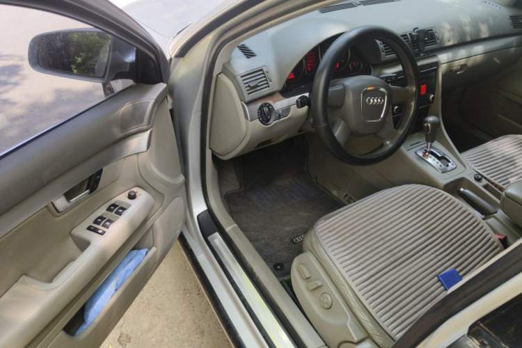 Used Audi A4 2008 1.8T automatic comfort version