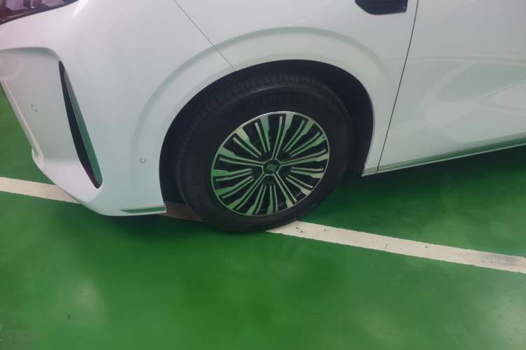 Used BYD Xia 2025 DM-i 1.5T 180km Excellence Model