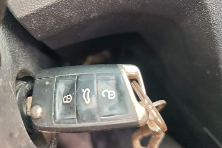 Used Volkswagen Lamando 2017 230TSI DSG Fashion Edition Vehicle Key